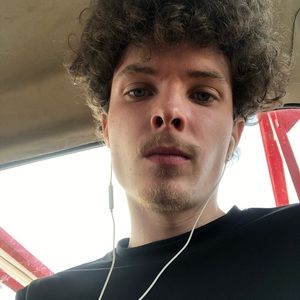 Meet your Posher, Devyn